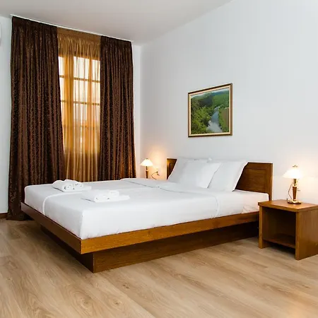 Family Perla * Lukovit